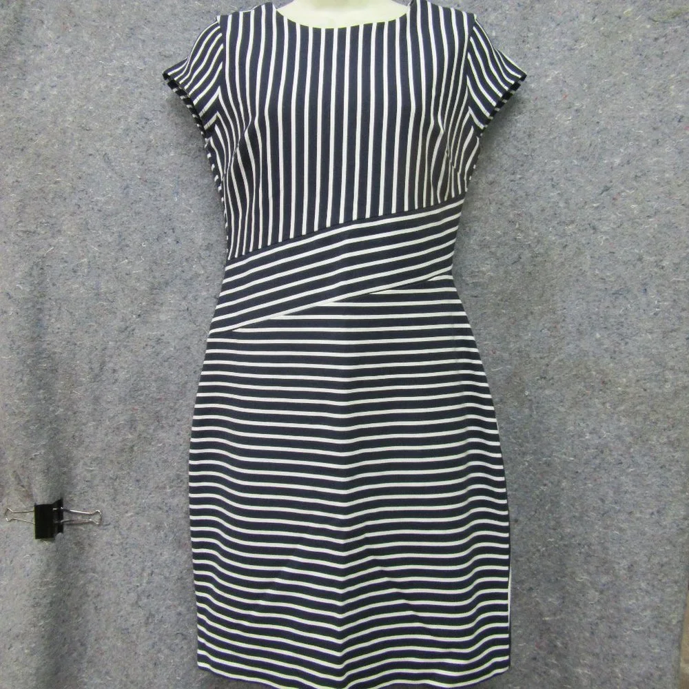 Casual Banana Republic Dress - Picture 1 of 12
